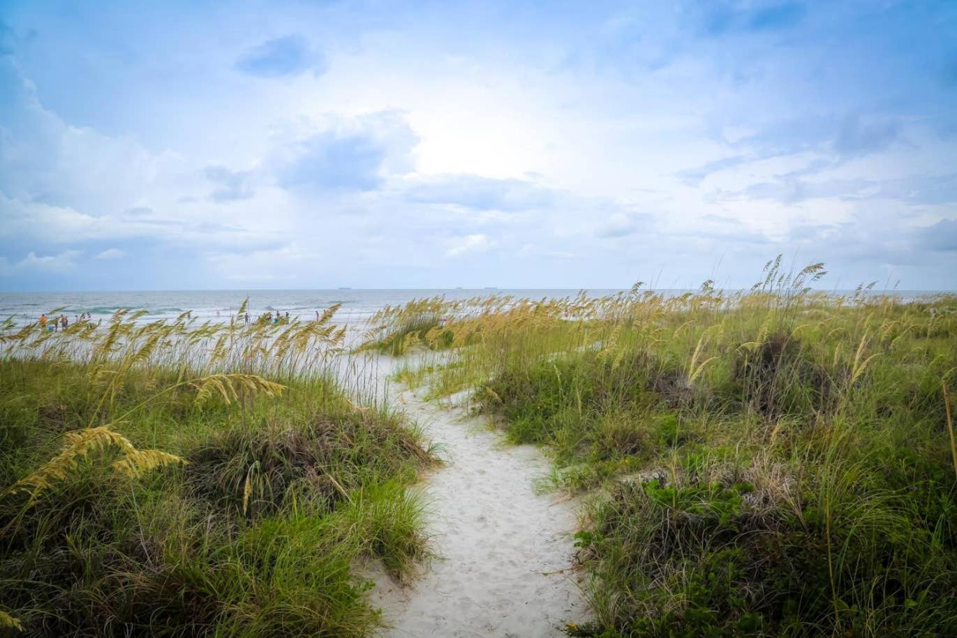 Holiday Inn Club Vacations Cape Canaveral Beach Resort Экстерьер фото